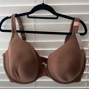 Cacique lightly lined t-shirt bra 44H